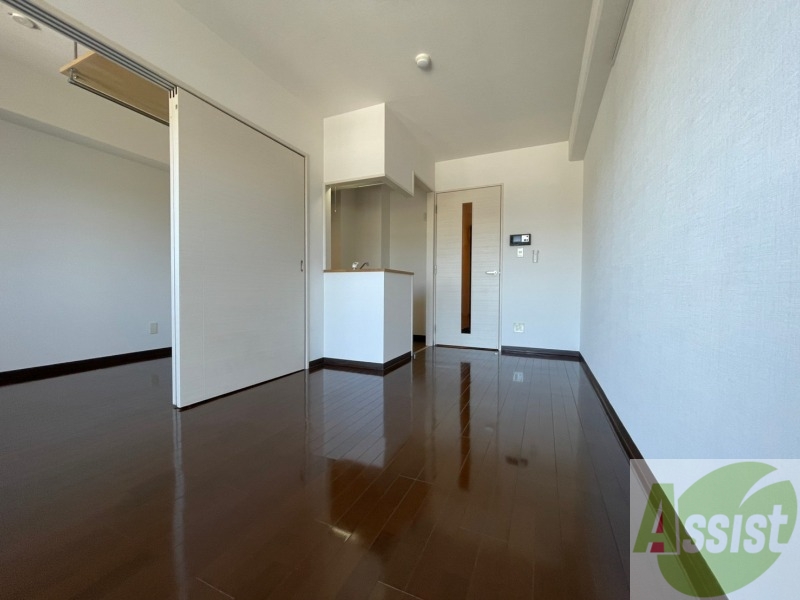 居室・リビング　広々としたリビングですね。使い勝手がよさそうですね！