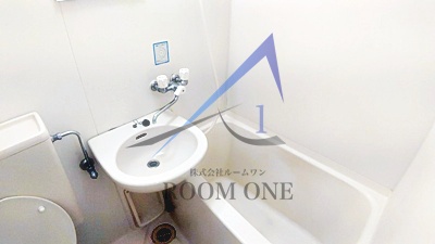 バス・シャワールーム　お風呂です。