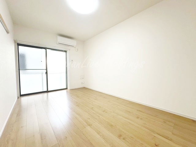 居室・リビング　落ち着いた雰囲気の洋室♪