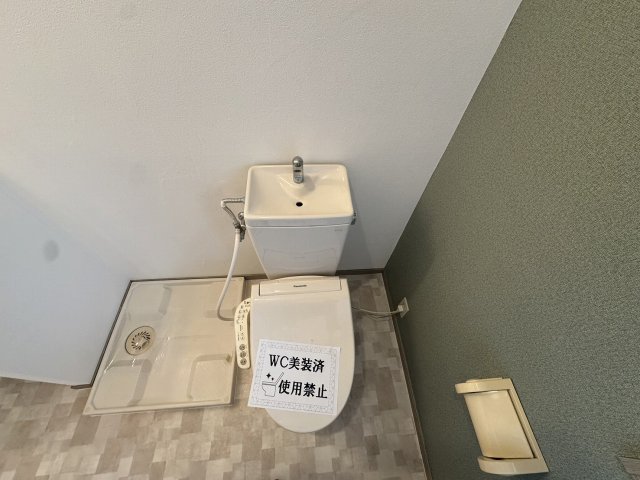 トイレ　落ち着いたトイレです