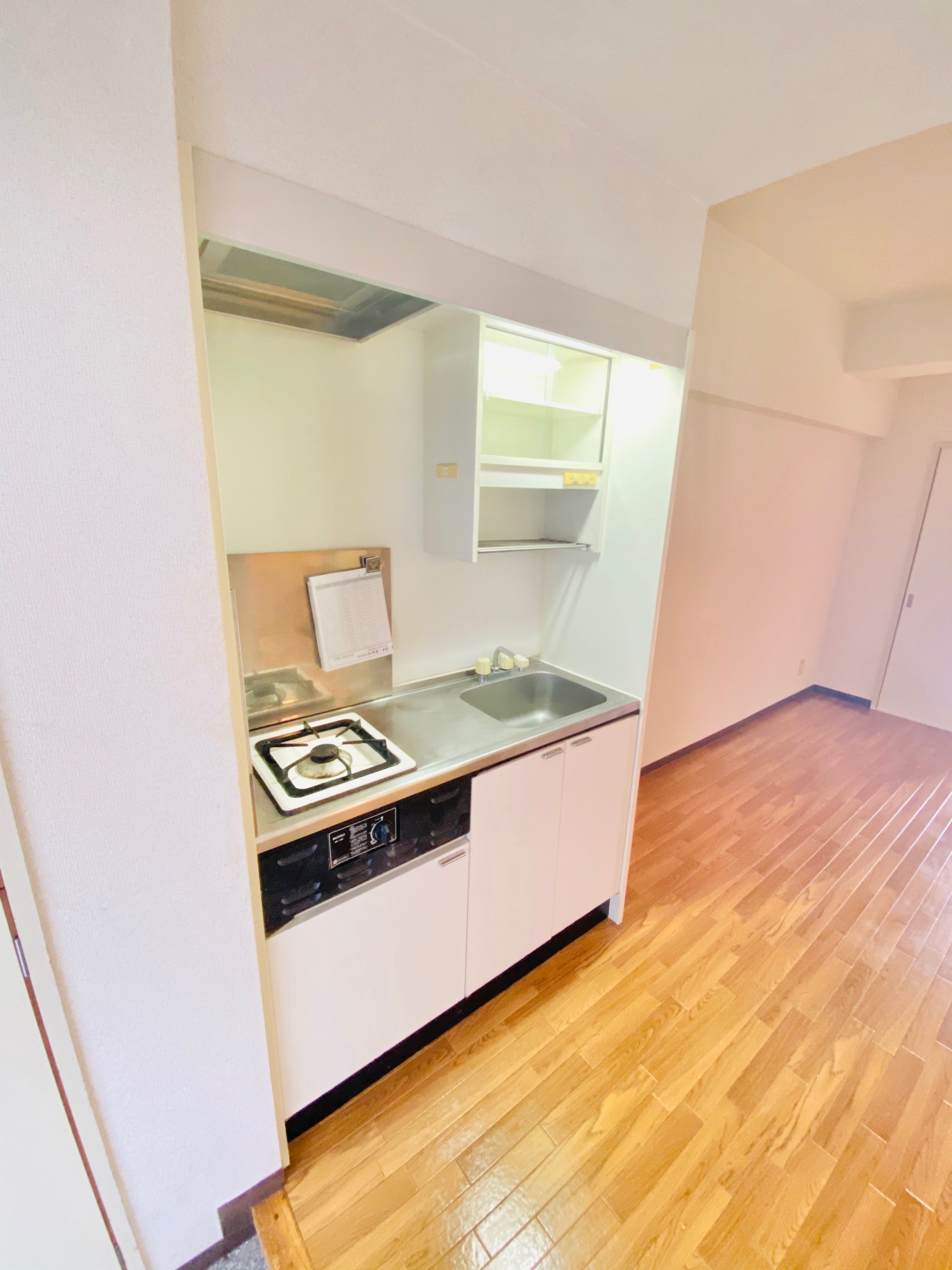 キッチン　居間