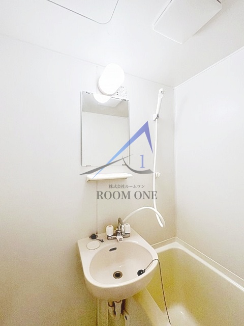 洗面設備　洗面台です。