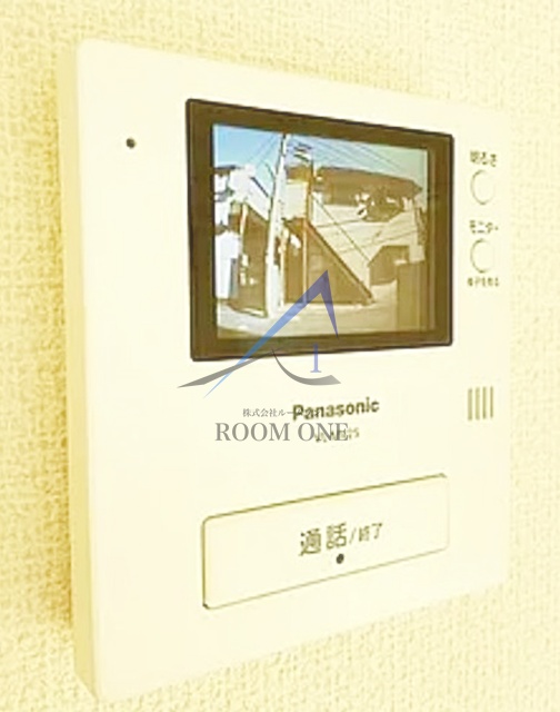 セキュリティ　モニター付きインターホンです。