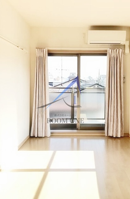 居室・リビング　洋室のお部屋です。