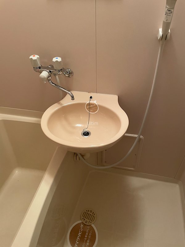 洗面設備　※別のお部屋のお写真です。御参考までに。