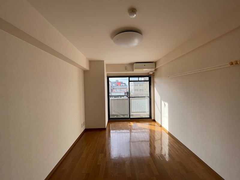 居室・リビング　※別のお部屋のお写真です。御参考までに。