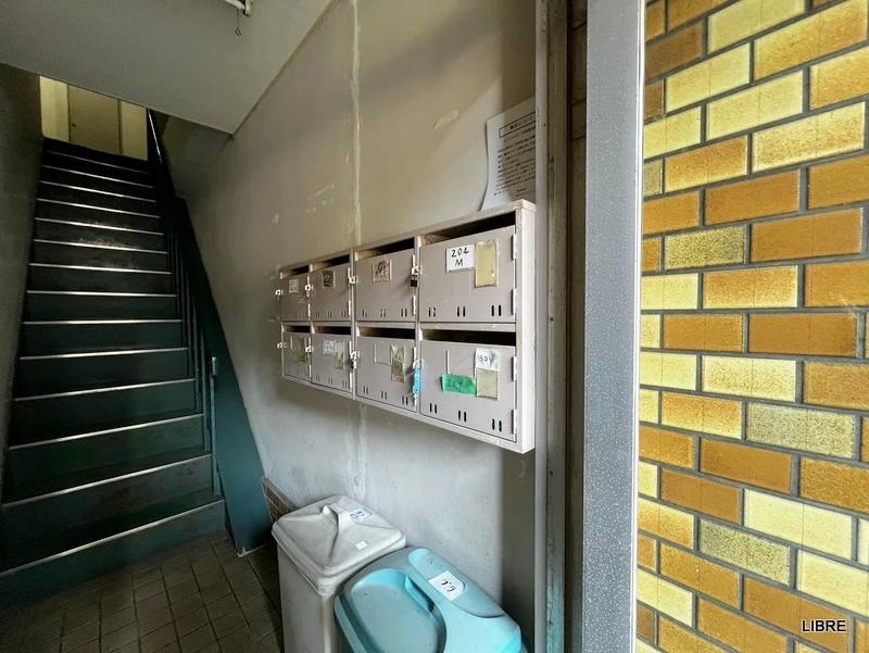 エントランス　集合ポスト完備