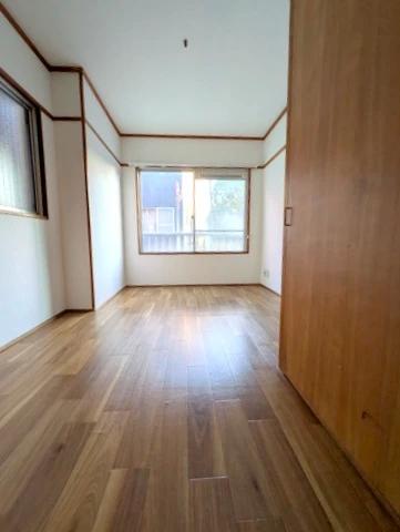 居室・リビング　広々とした洋室