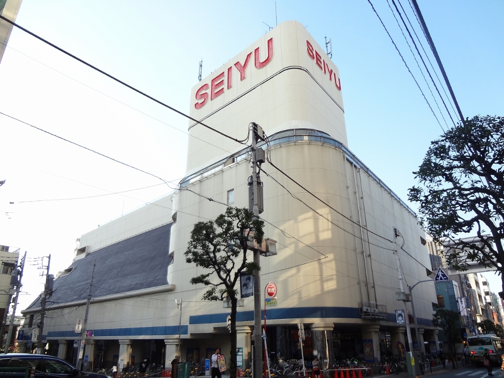 スーパー　西友 三軒茶屋店（スーパー）まで334m