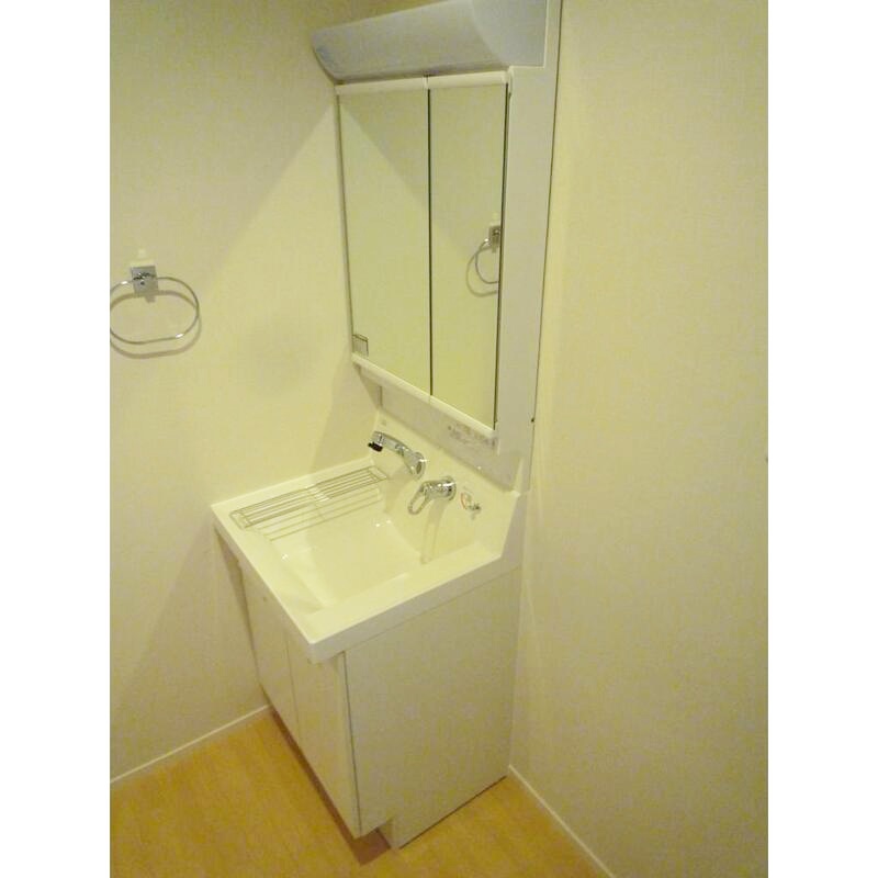 洗面設備　嬉しい独立洗面台♪