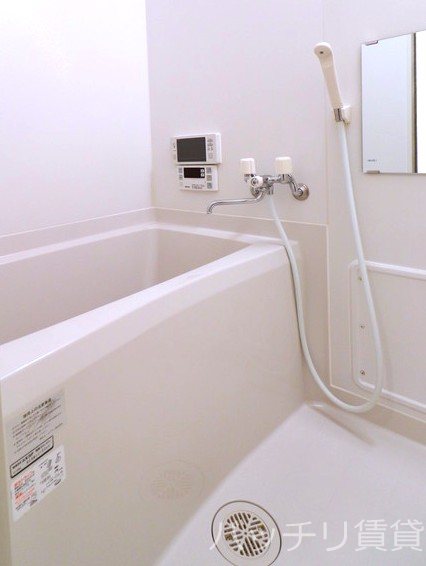 バス・シャワールーム　※同型タイプの為現状優先