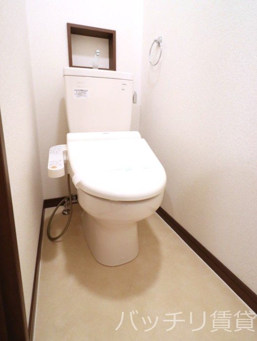 トイレ　※同型タイプの為現状優先