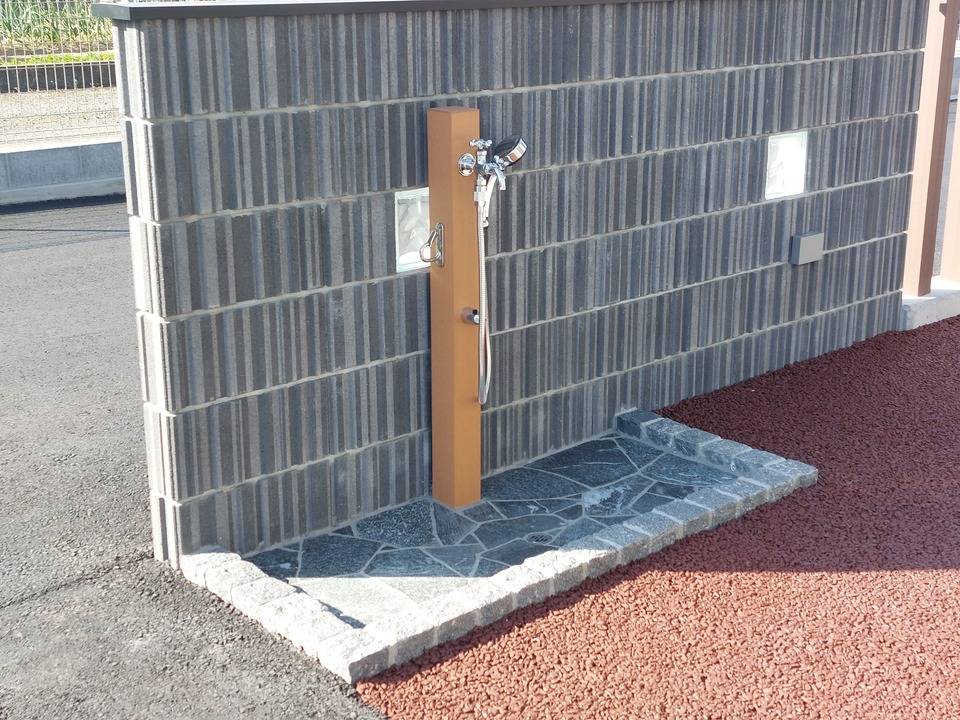 バルコニー　外部散水栓