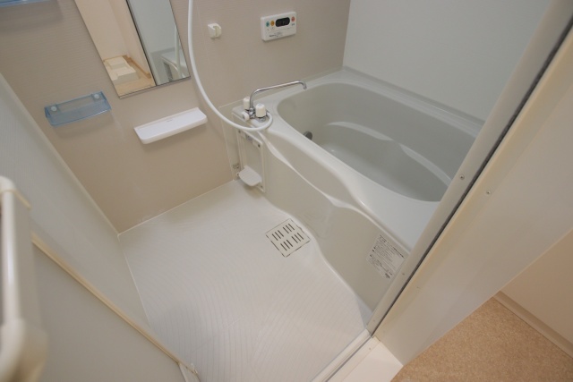 バス・シャワールーム　※別室の参考写真の為、現況優先です。