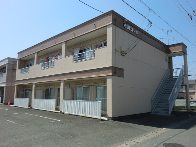 建物外観　外観写真（昼）