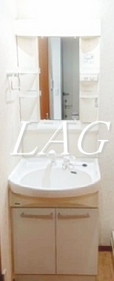 洗面設備　洗面台です。