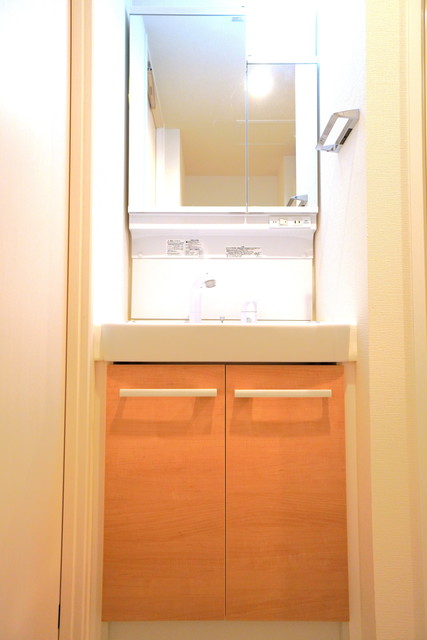 洗面設備　※写真は同タイプ住戸です。