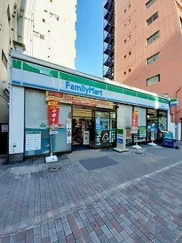 コンビニ　ファミリーマート豊島駒込店（コンビニ）まで145m