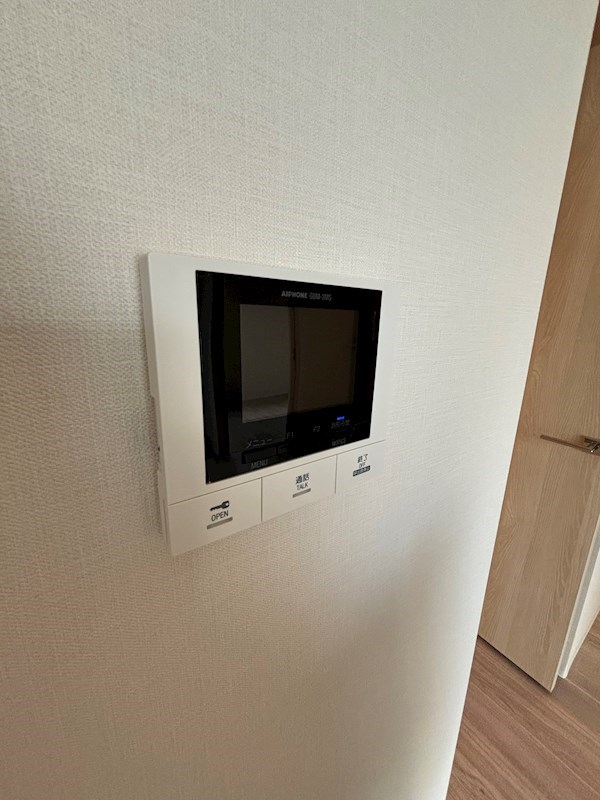 セキュリティ　安心のモニター付きインターホン♪