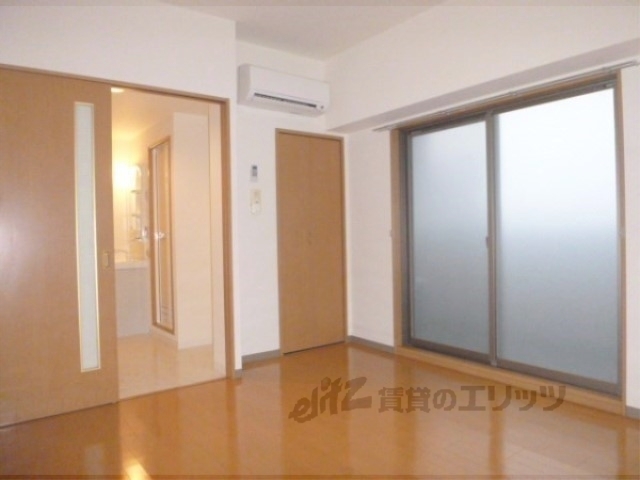 居室・リビング　洋室