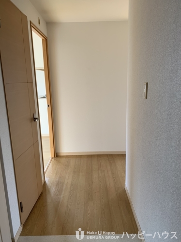 玄関　他の部屋の参考写真です。現状を優先させて頂きます。