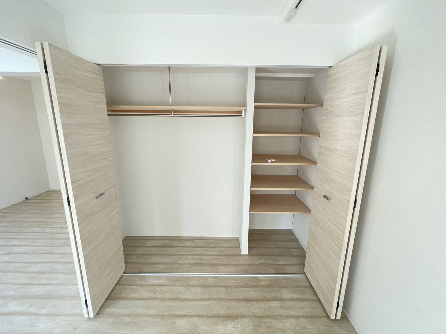 収納　他号室のお写真です。参考にご覧ください。