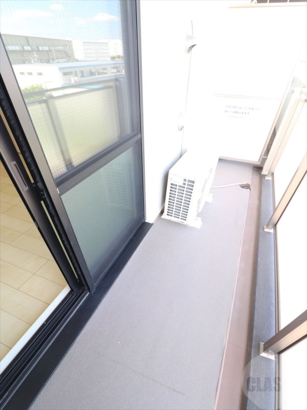 バルコニー　南向きのバルコニー