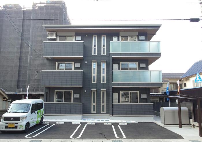 建物外観　グリシーナヴァッレ・軽量鉄骨造