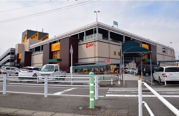 その他　アピタ大府店まで700m