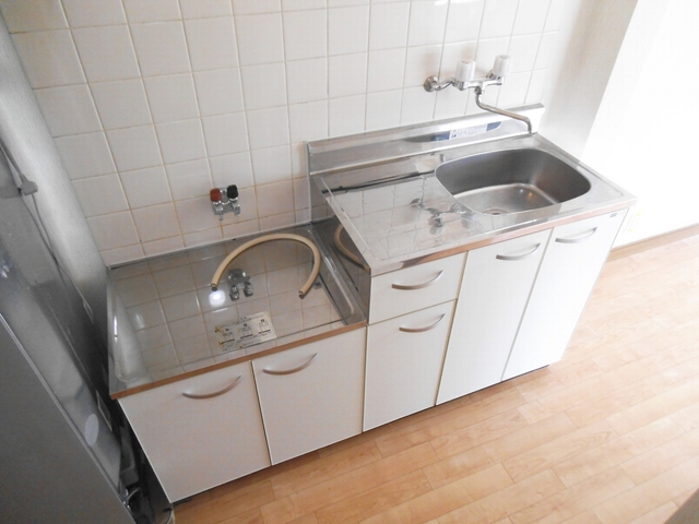 キッチン　2口のガスコンロがおけます！