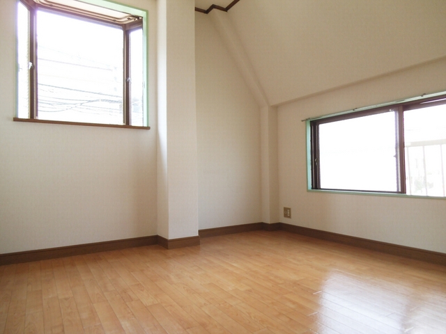 居室・リビング　明るいお部屋です！