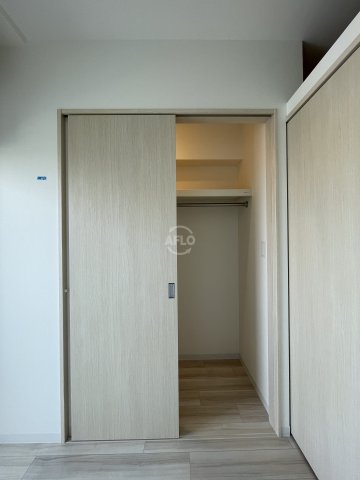 収納　ソルテラス四天王寺前夕陽ヶ丘　クローゼット