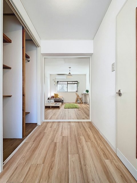 居室・リビング　※家具・小物はイメージです