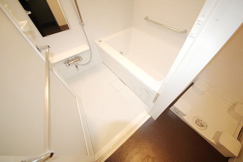 バス・シャワールーム　洗面