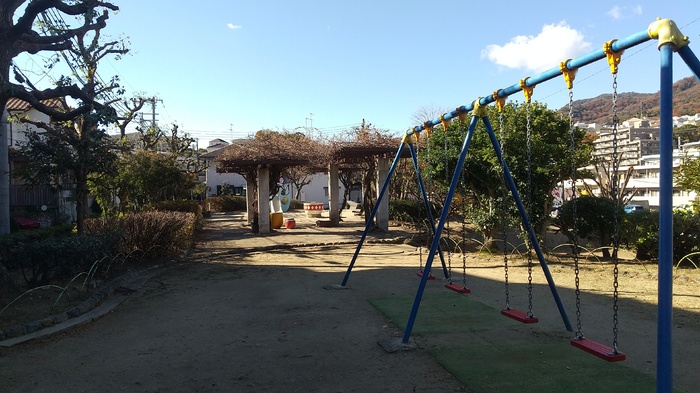 その他　松谷公園（約100m）