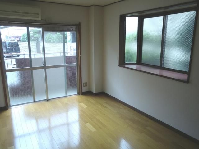 その他部屋・スペース　★２面採光で明るいお部屋です★