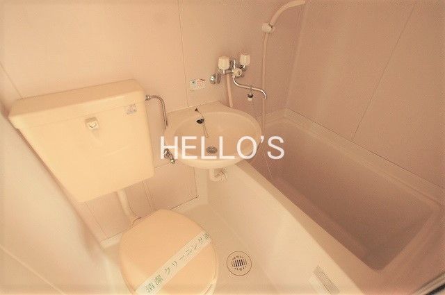 バス・シャワールーム　～バスルームです～