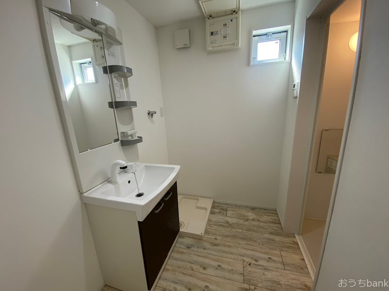 その他　洗濯機は室内に置けますよ。