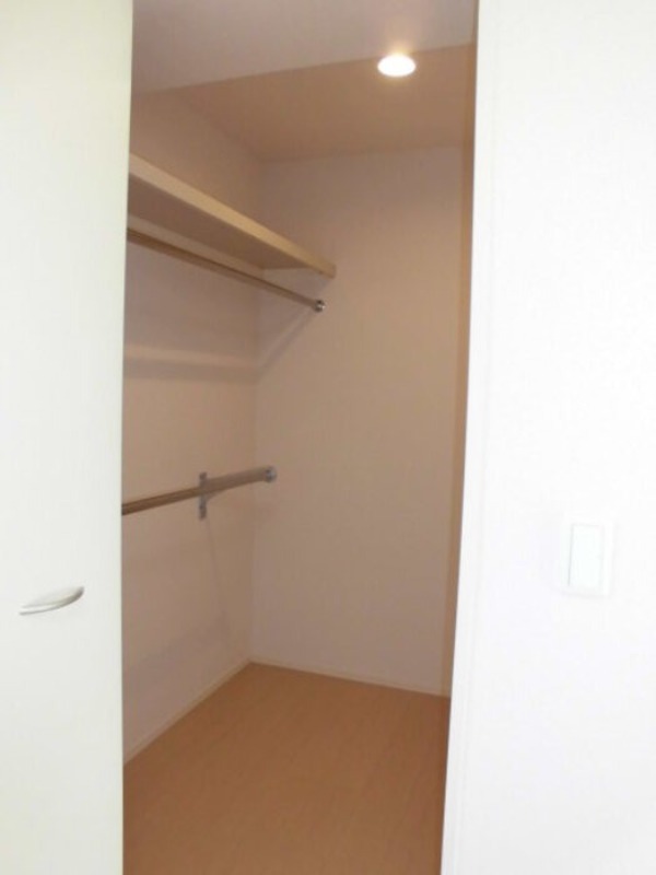 収納　図面と現状に相違がある場合には現状を優先