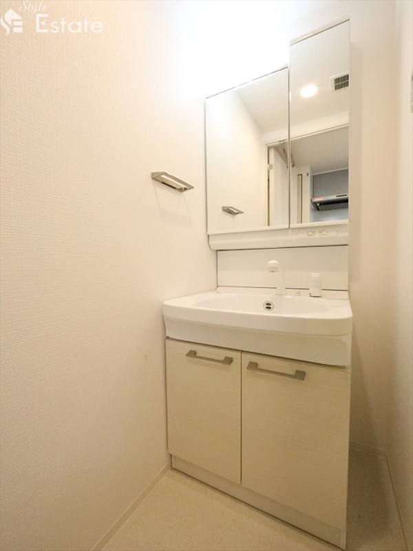 洗面設備　同仕様写真