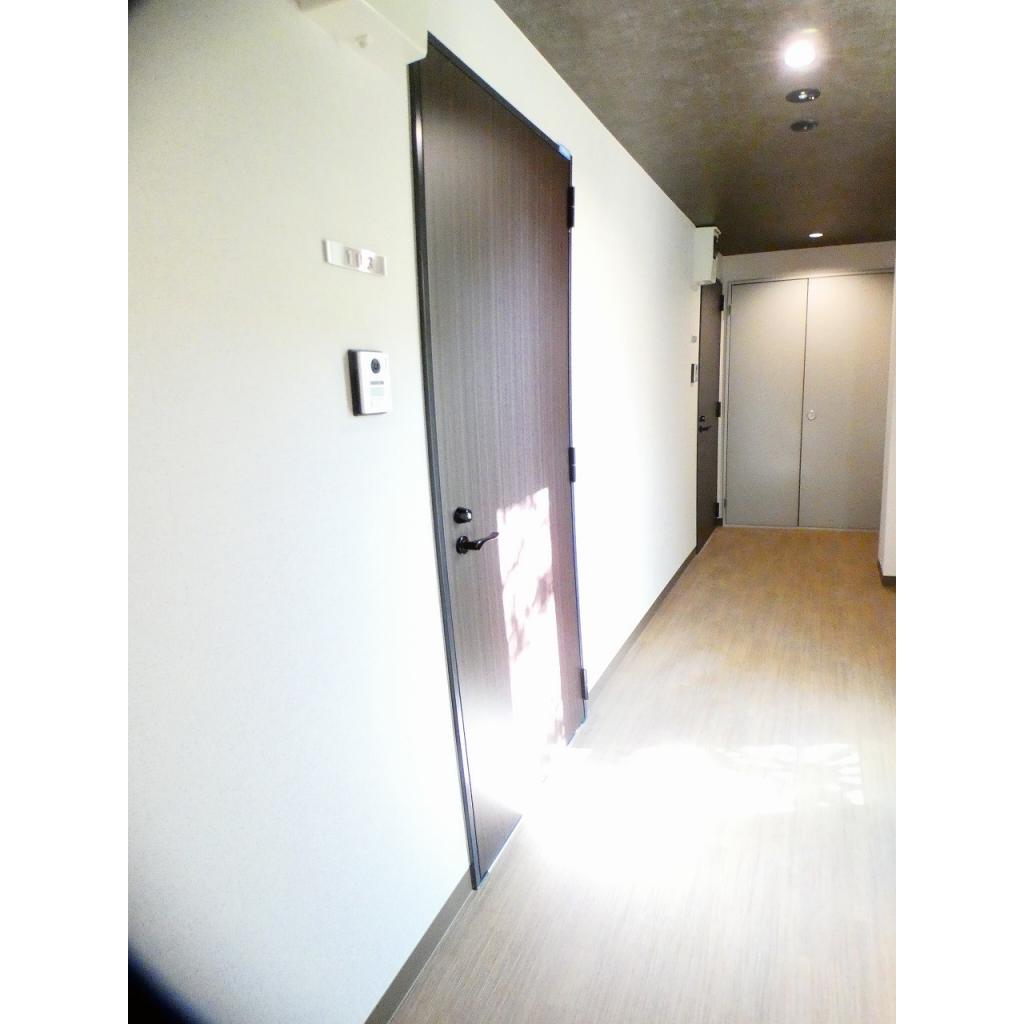 玄関　明るい玄関です