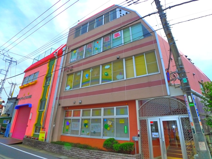 幼稚園・保育園　みどり幼稚園（幼稚園・保育園）まで152m