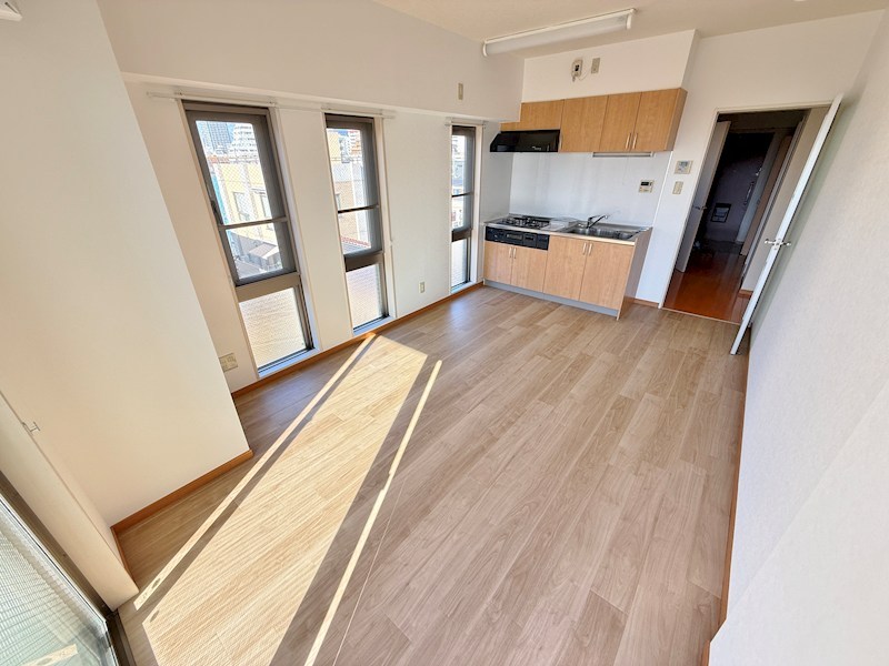 居室・リビング　※同棟同型内観写真、現状優先となります。