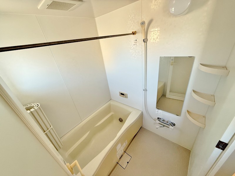 バス・シャワールーム　※同棟同型内観写真、現状優先となります。