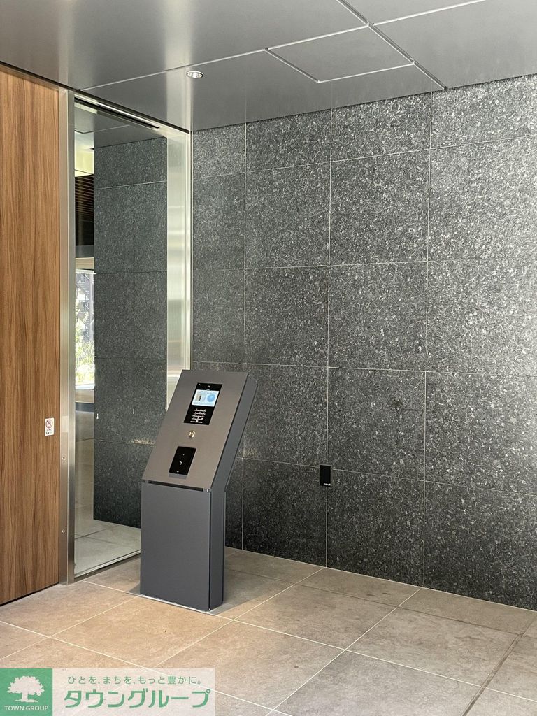 ロビー　エントランス