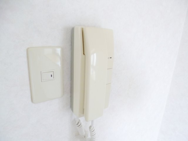 その他　写真は別号室のものです。