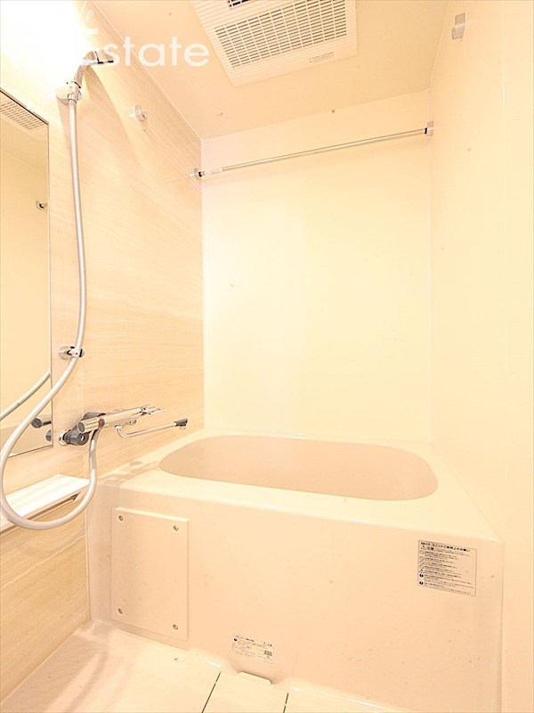 バス・シャワールーム　バスルーム