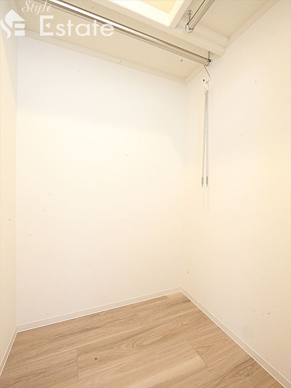 収納　ウォークインクローゼット