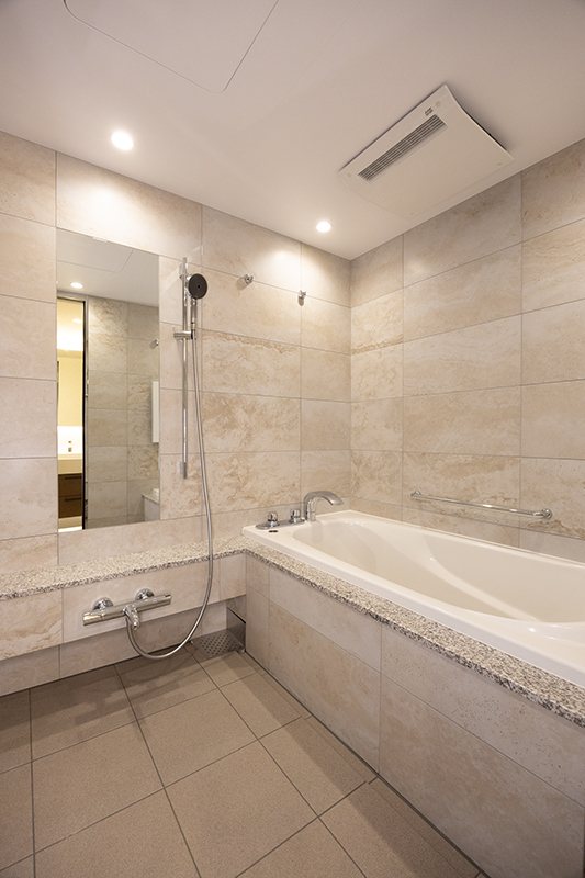 バス・シャワールーム