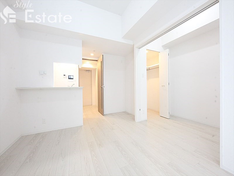 居室・リビング　内装